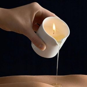 masaż świecą